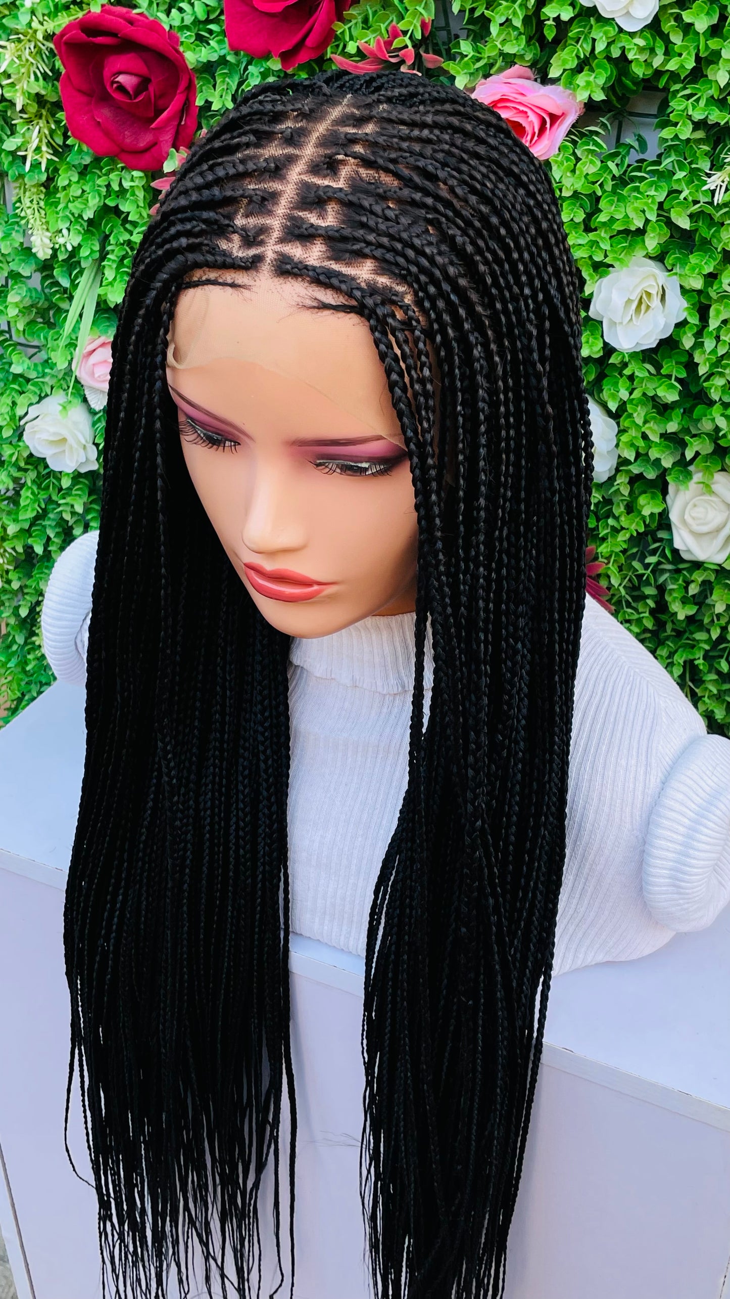 KNOTLESS BRAIDED WIGS ON FRONTAL LACE CLOSURE
